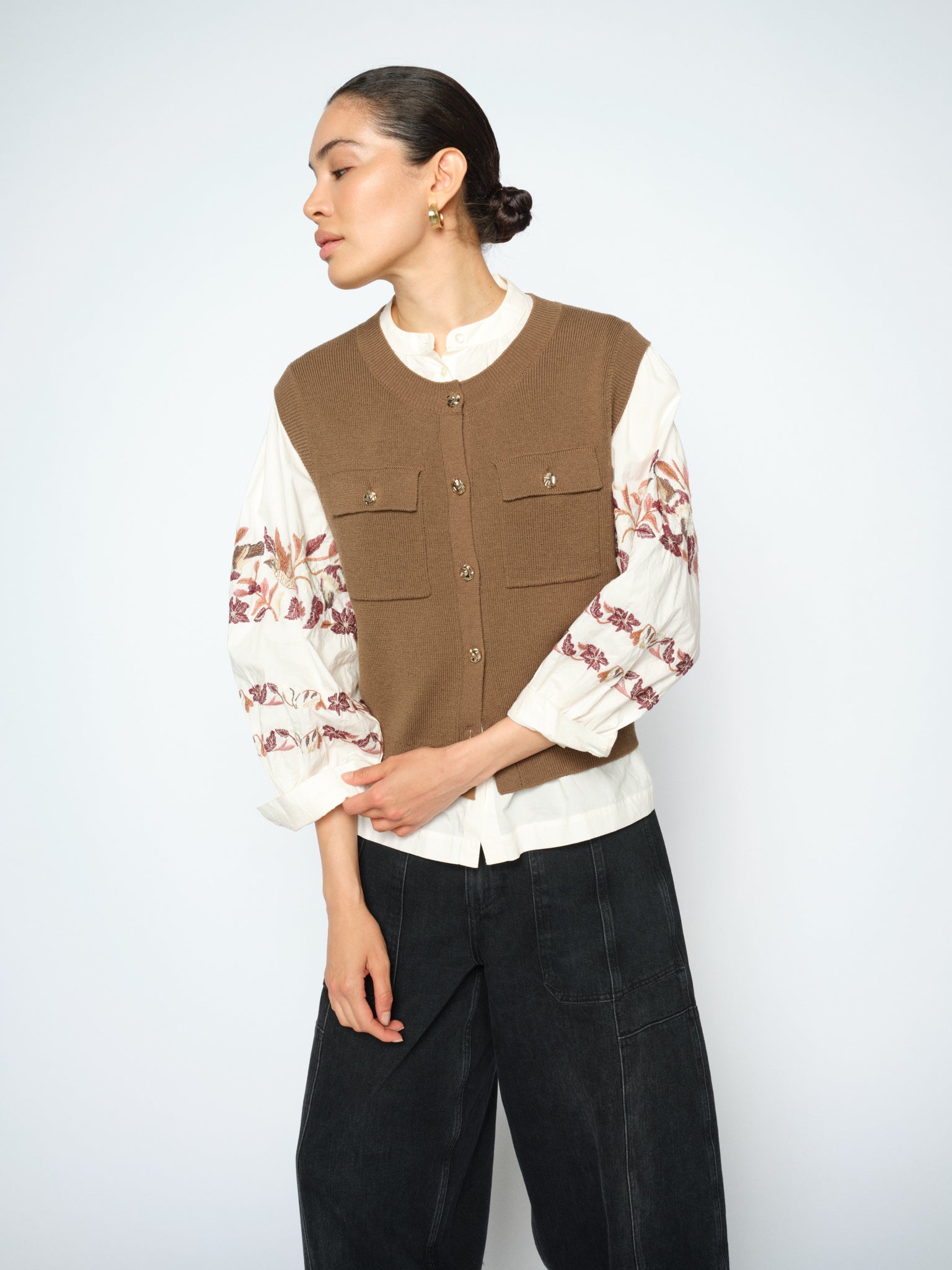 Modelshot / Dark Camel / Detail